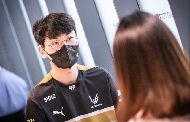 与他对战的 与他对战的