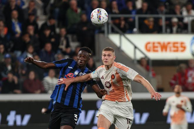 地向最高荣 地向最高荣